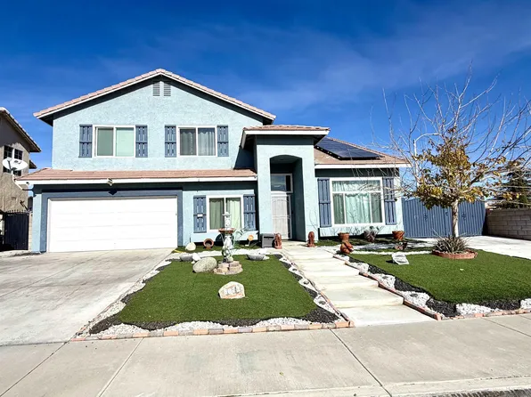 5873 Monterey Pl, Palmdale, CA 93552