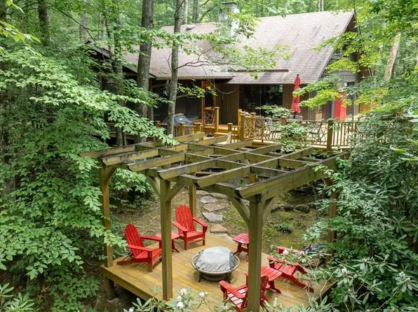 194 Still House Rd, Franklin, NC 28734