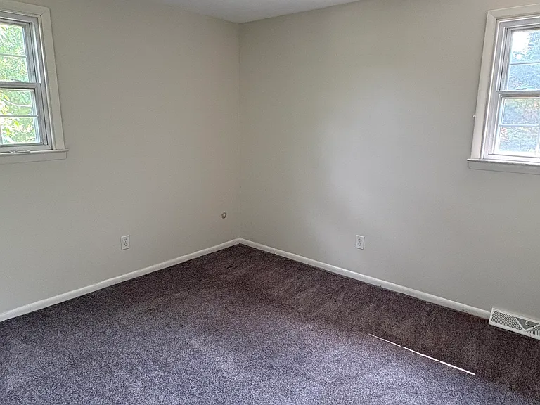 600 Dehaven Dr — Photo 17