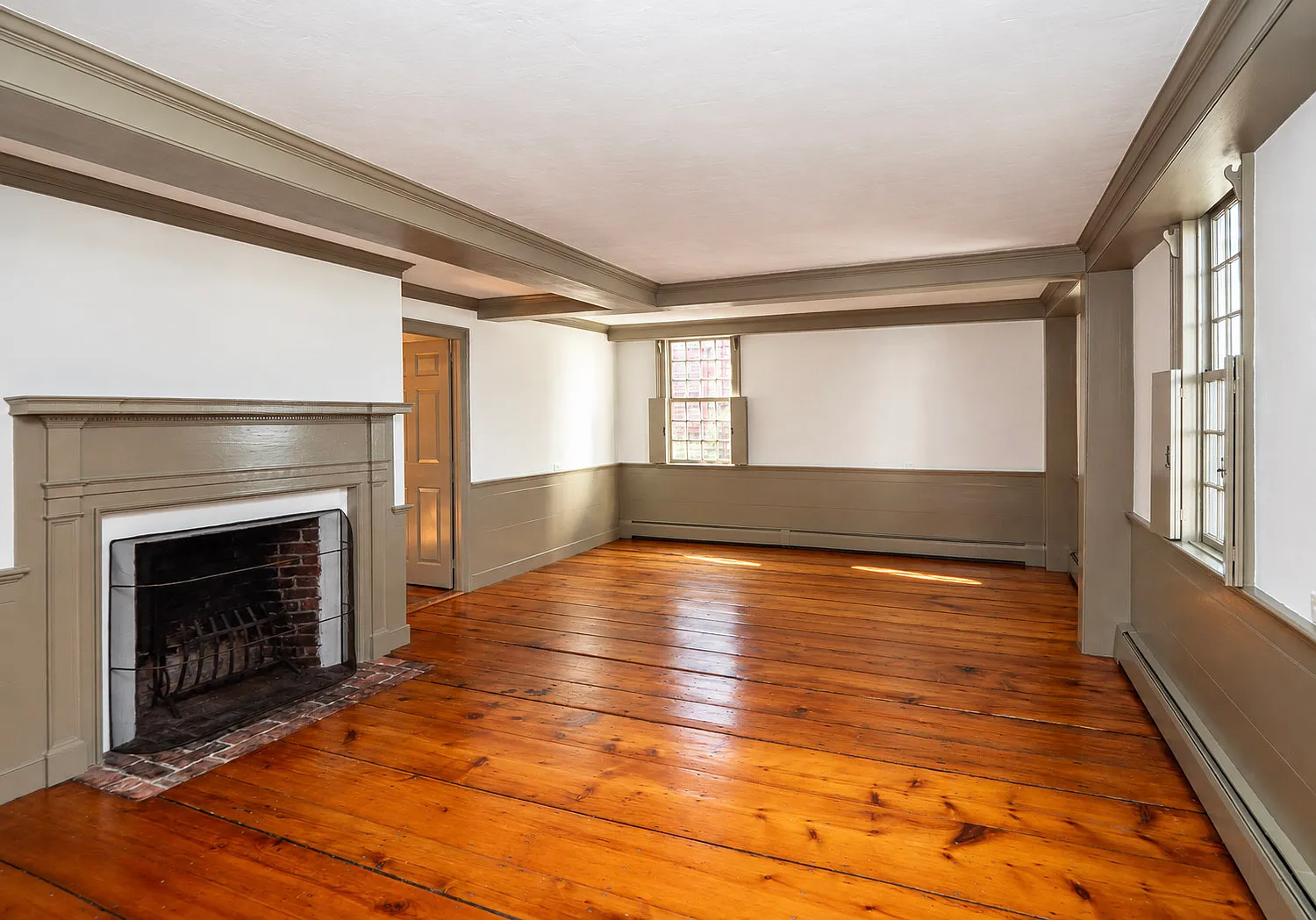 3 bed, 3.5 bath, 1848 sqft, $4,500 — Photo 2