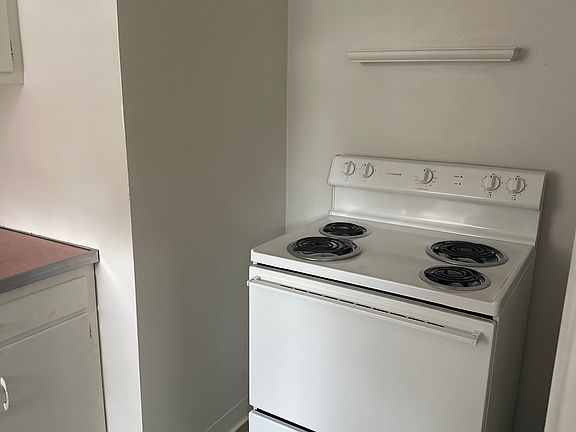 4th image of 286 Highland Pkwy APT 5