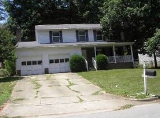 7231 Shellburne Dr, Raleigh, NC 27612