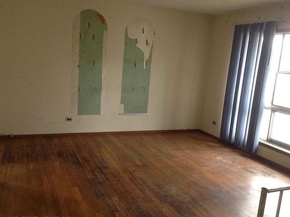 5th image of 13266 S Vernon Ave