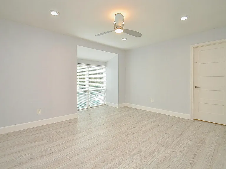 12633 Memorial Dr #174 — Photo 10