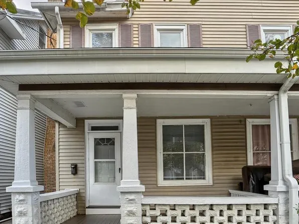 27 S 2nd St, Wormleysburg, PA 17043