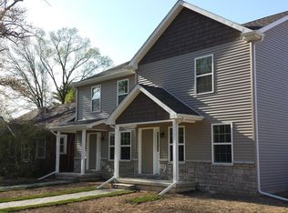 128 Park Ave, Chesterton, IN 46304