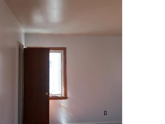 4th image of 714 Lanett Ave #2