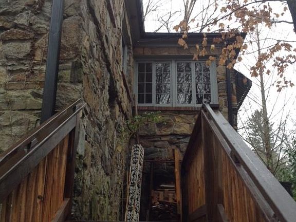 Walkway from the studio to the house