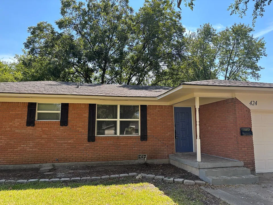 424 W Anita St