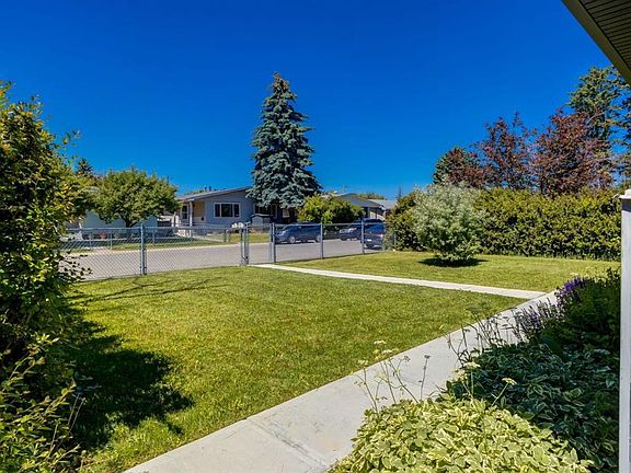 3rd image of 2024 W 43rd St SE
