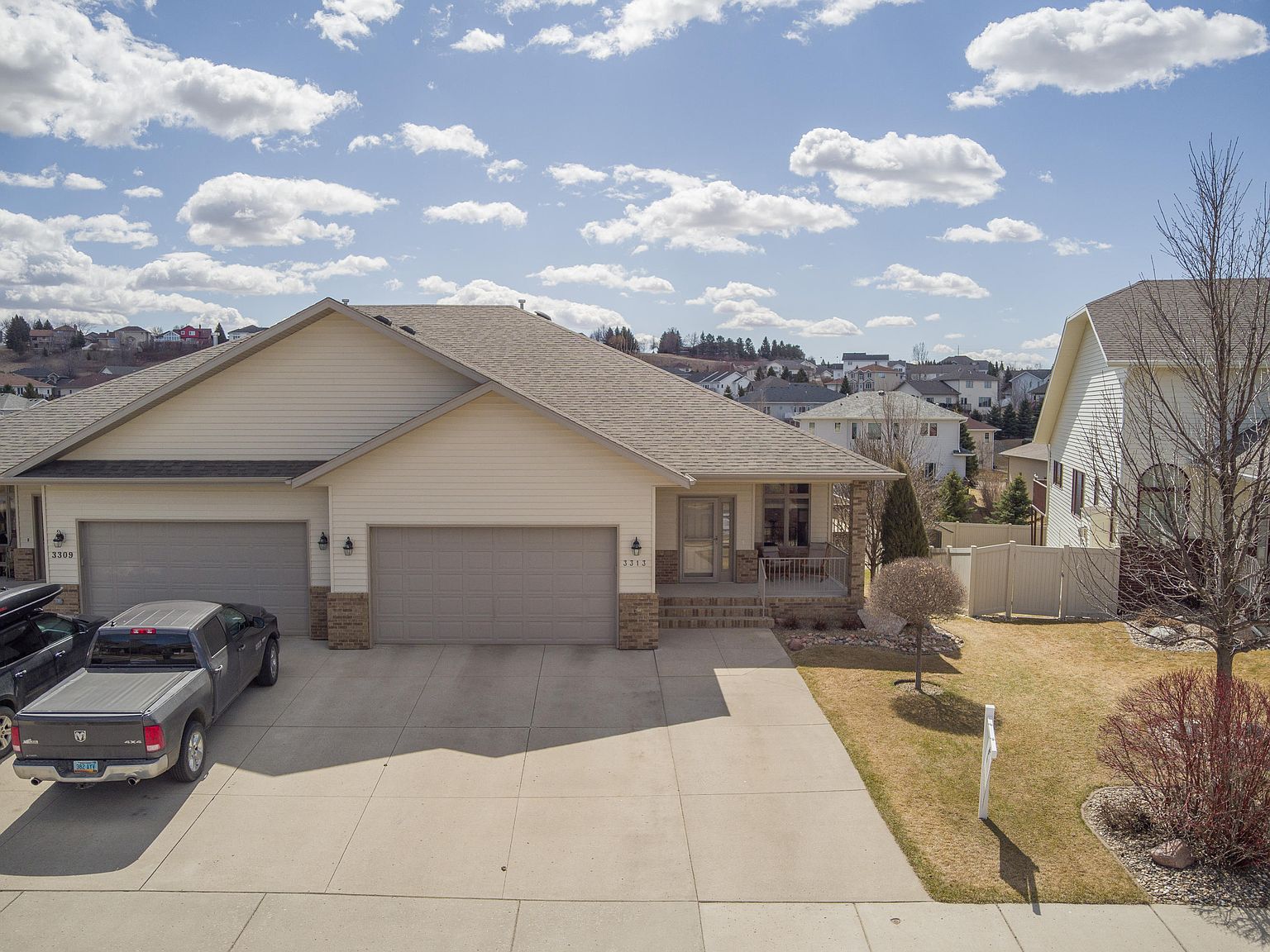 3313 Thunderbird Ln, Bismarck, ND 58503 Zillow