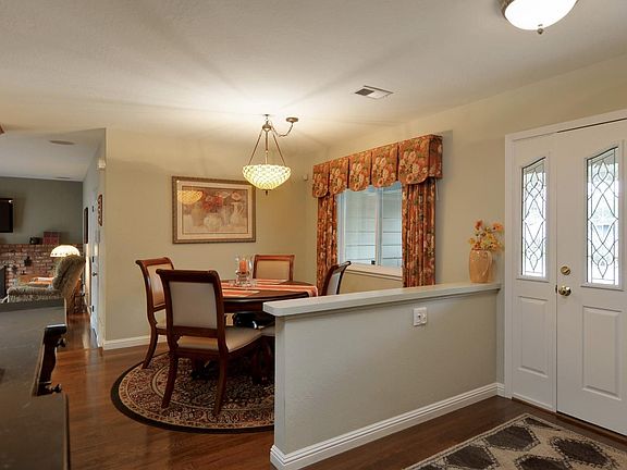 4th image of 3661 Mona Way