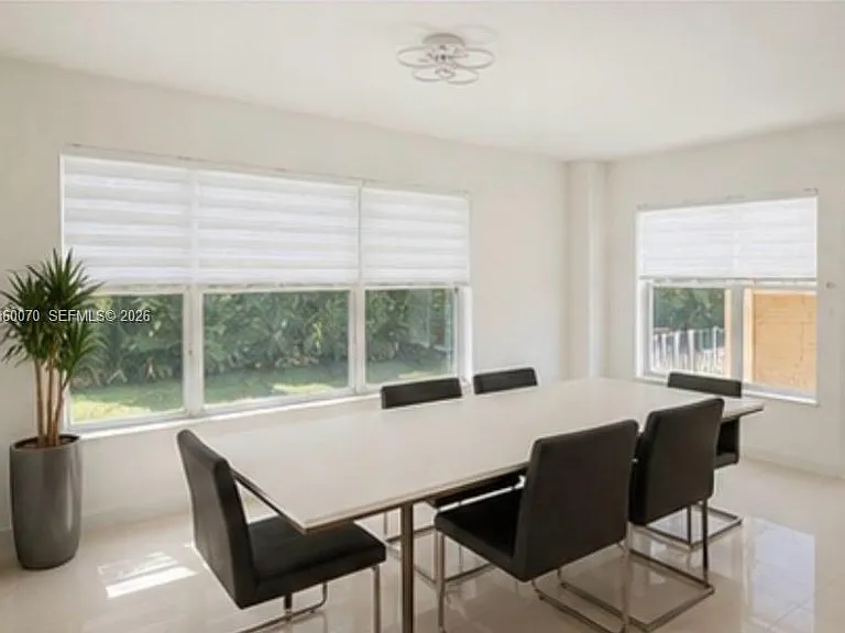 455 S Shore Dr — Photo 9