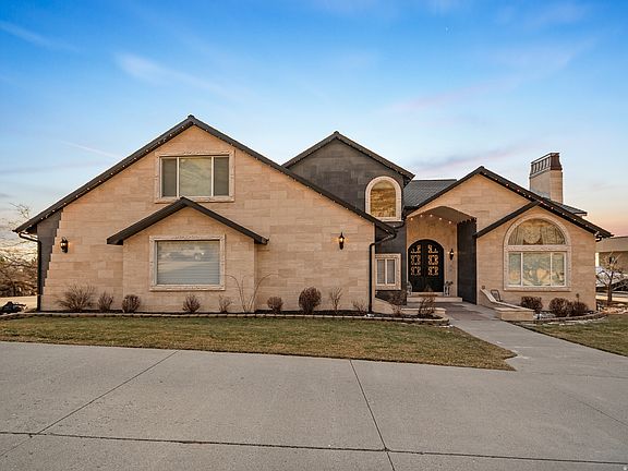 2nd image of 5758 S Wasatch Blvd