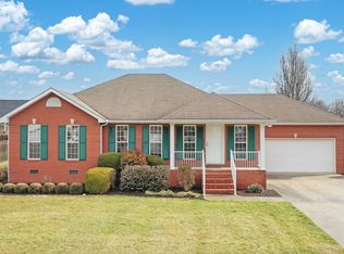 303 Chesapeake Dr, Tullahoma, TN 37388