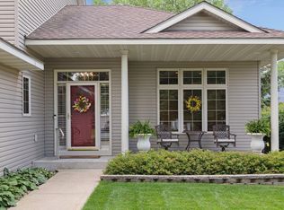 2014 Williams St, Shakopee, MN 55379