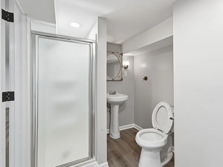 5906 Capulina Ave — Photo 26