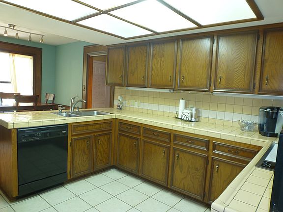 5th image of 106 Palos Verdes Dr