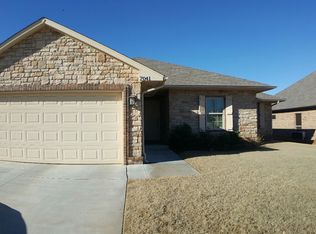 7041 N Cherokee Xing W, Oklahoma City, OK 73132