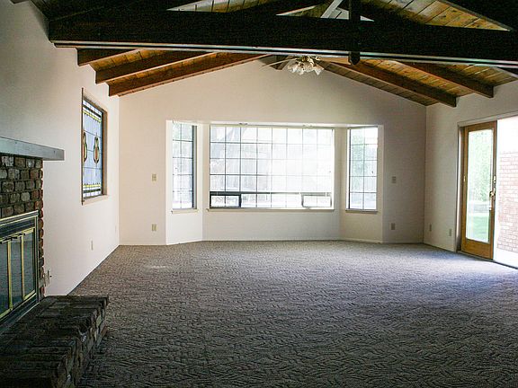 2nd image of 4617 Sweetbriar Ct