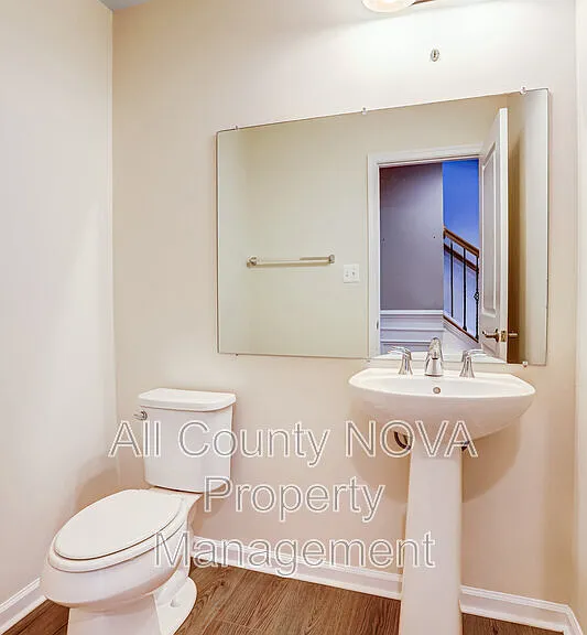 2908 Pinebrook Rd — Photo 10