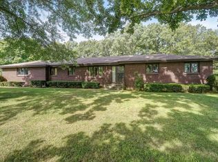 1151 N Pine St, Marshfield, MO 65706