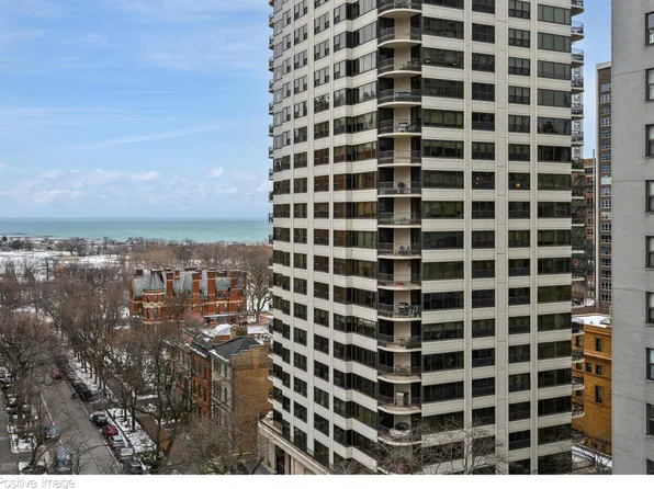(undisclosed Address), Chicago, IL 60610