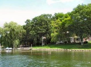 7541 Maplewood Dr N, Maple Grove, MN 55311