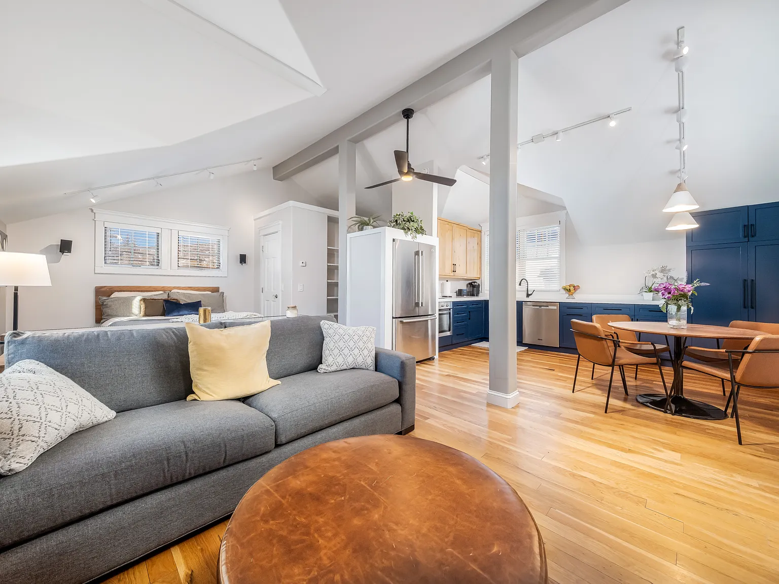 Studio, 600 sqft, $5,750 — Photo 1