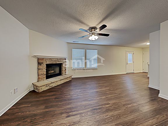 5th image of 2130 Summer Breeze Way