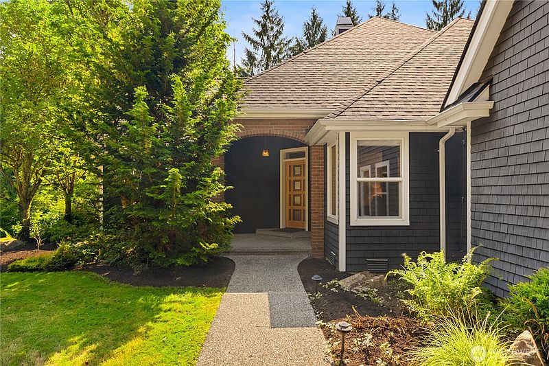 3rd image of 16625 178th Avenue NE