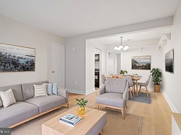 2nd image of 709 Glenwood St #57