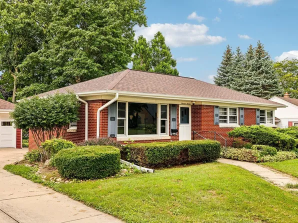 1413 Marion AVENUE, South Milwaukee, WI 53172