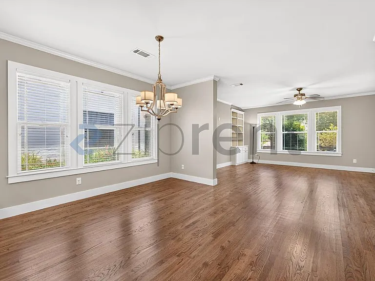5910 Goliad Ave — Photo 11