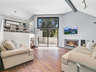 190 N Singingwood St Unit 2, Orange, CA, 92869