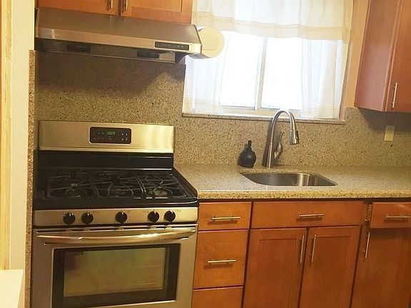 5th image of 20-44 48th St