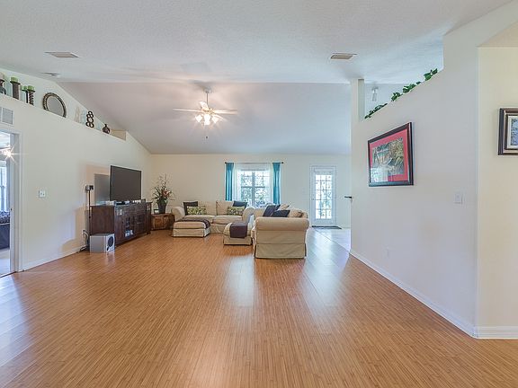 5th image of 2654 Haulover Blvd
