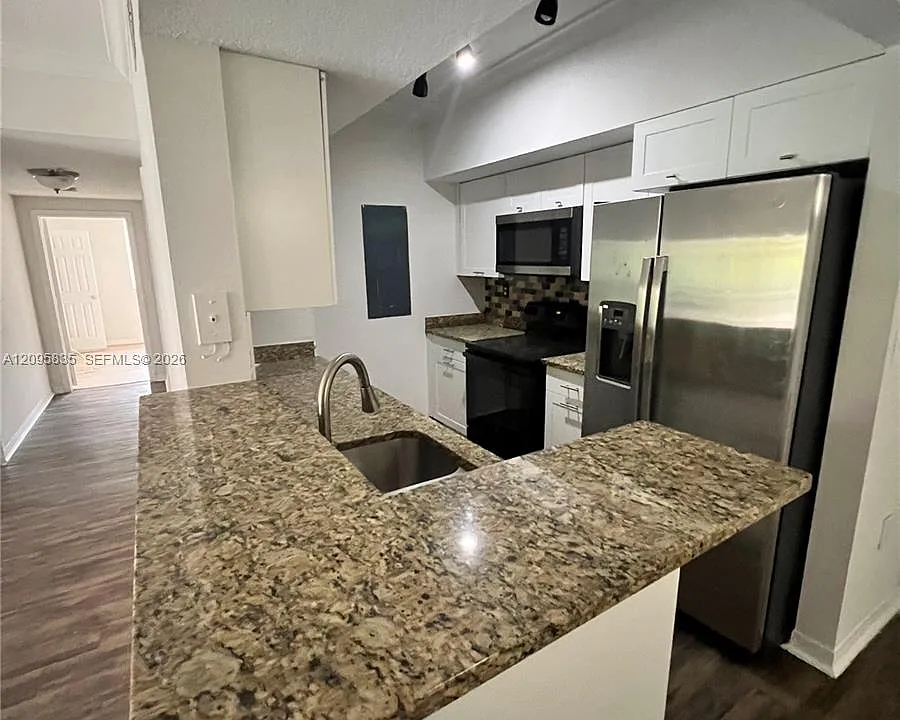 230 SW 117th Ter #11207