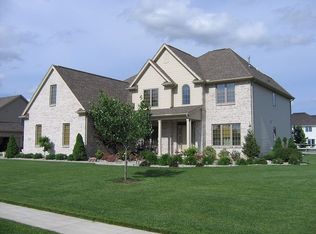 3949 Azalea Cir, Maumee, OH