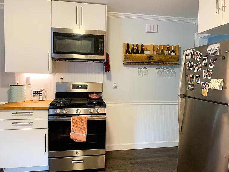 111 Richard St #1 — Photo 6