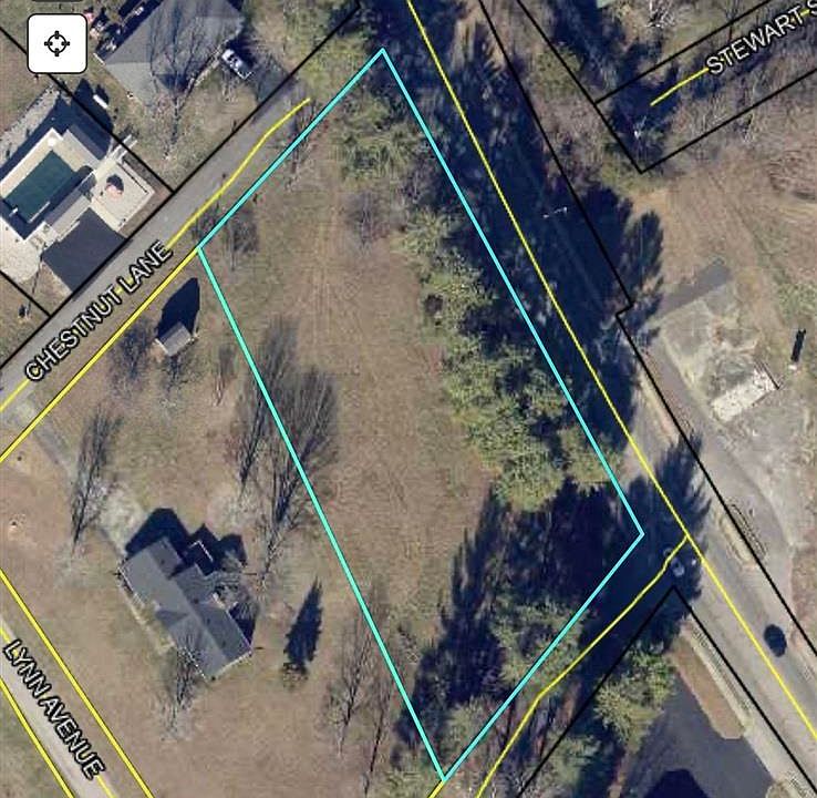 1st image of 2 Chestnut Ln