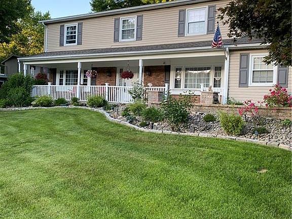 3rd image of 53 Virginia Ln