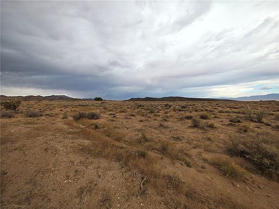 3rd image of 3275 E Arizona Ridge Road