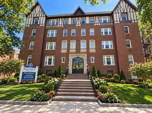 The Pioneer, 15 Summit St APT 104, East Orange, NJ 07017