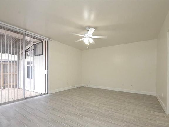 4th image of 3300 Yorktown St APT 29