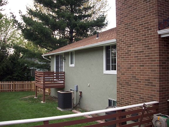 Mini-deck of first floor bedroom/back of house