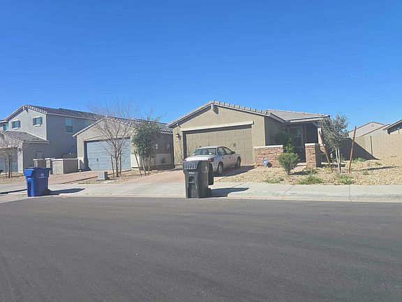 2nd image of 4908 S 107th Ln