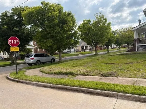 4641 Bader Ave, Cleveland, OH 44109