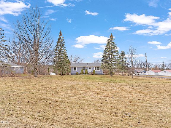 2nd image of 9 Reservoir Road