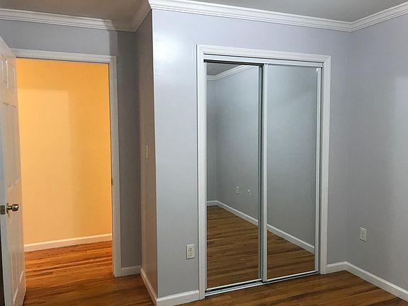 4th image of 351 Randolph Ave #2